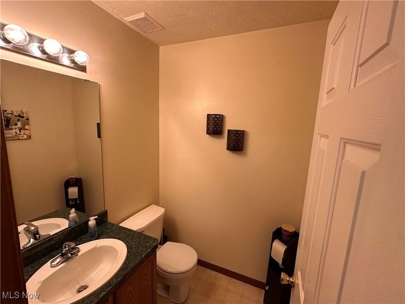 3238 E 140th Street, Cleveland, OH 44120 Photo 7