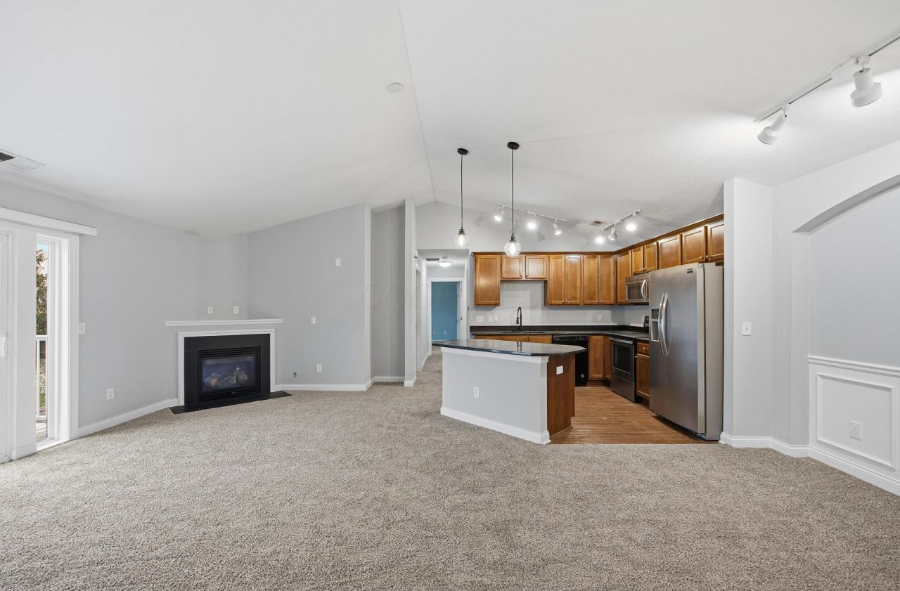 4222 Bradhurst Drive, Unit 15, Dublin, OH 43016 Main Photo