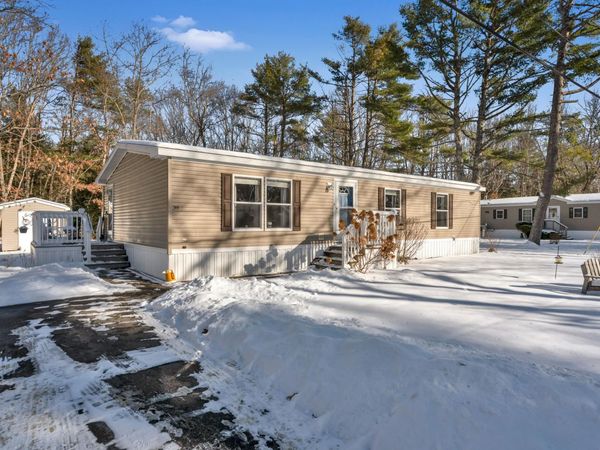 39 Leisure Drive, Alfred, ME 04002