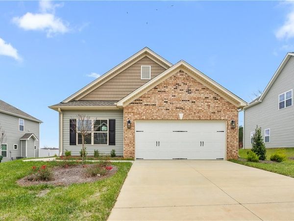 1926 Darrell Drive, Graham, NC 27253