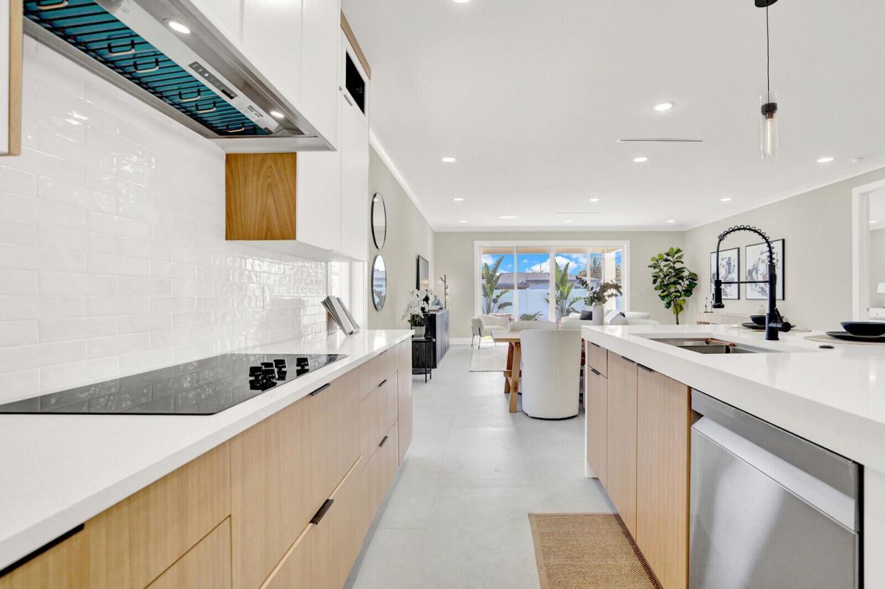 18 SW 6th Street, Delray Beach, FL 33444 Photo