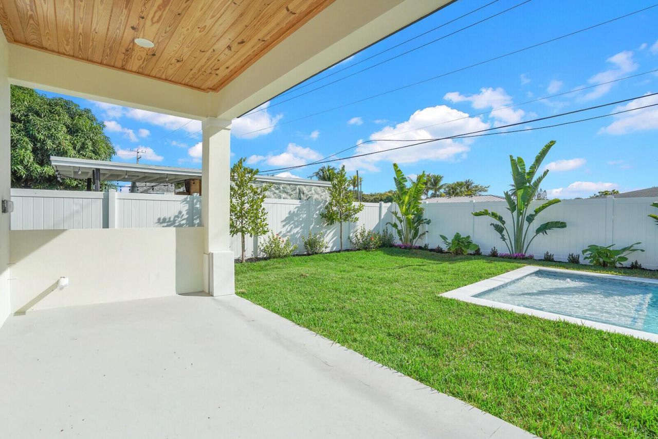18 SW 6th Street, Delray Beach, FL 33444 Photo
