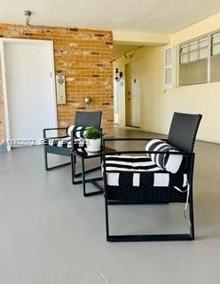 450 Paradise Isle Blvd, Unit 302, Hallandale Beach, FL 33009 Photo