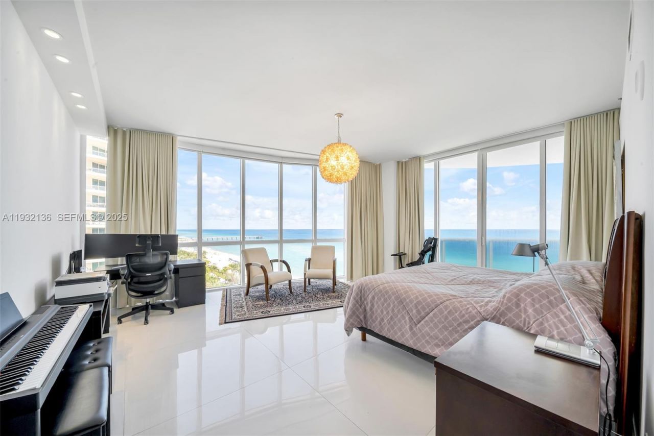 16001 Collins Ave , Unit 701, Sunny Isles Beach, FL 33160 Photo