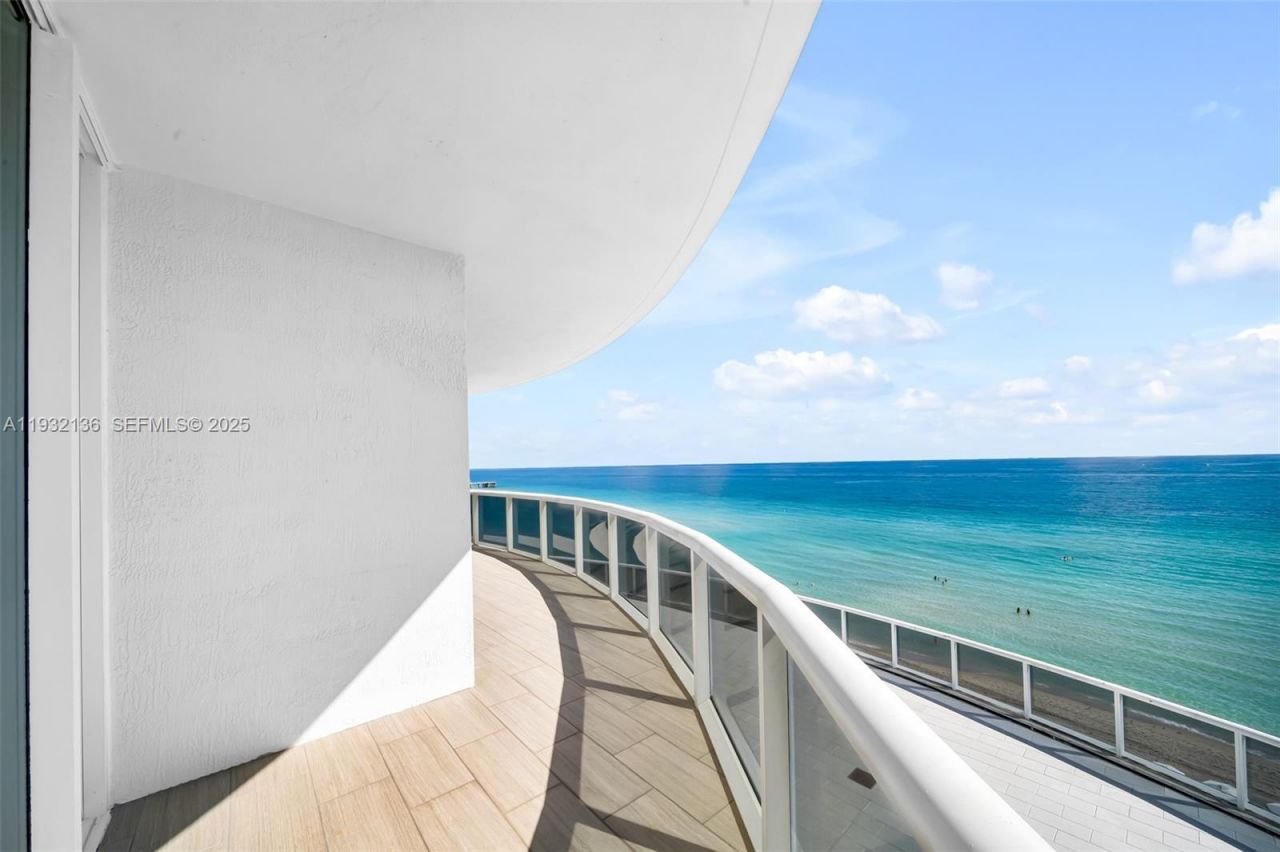 16001 Collins Ave , Unit 701, Sunny Isles Beach, FL 33160 Photo