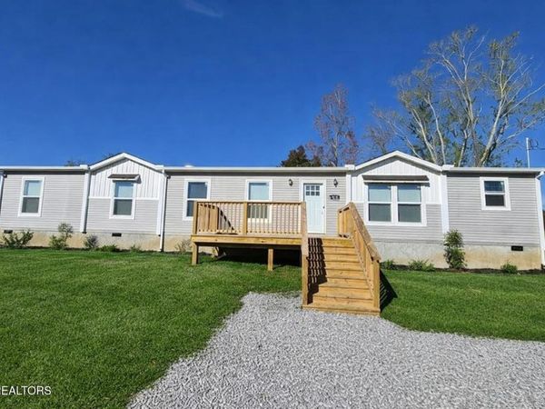 128 2nd St, Rockwood, TN 37854