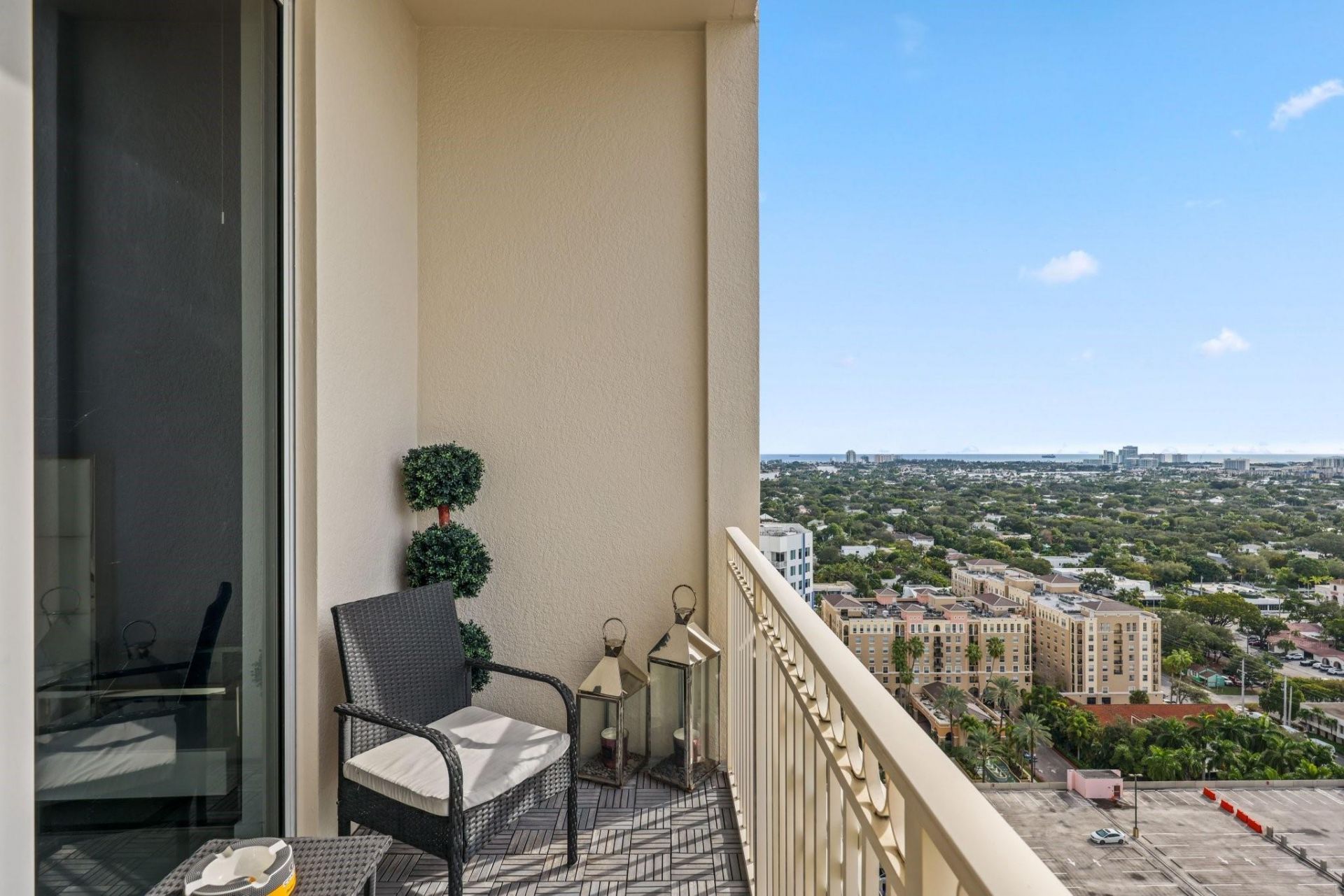 511 SE 5th Avenue, Unit 2412, Fort Lauderdale, FL 33301 Photo