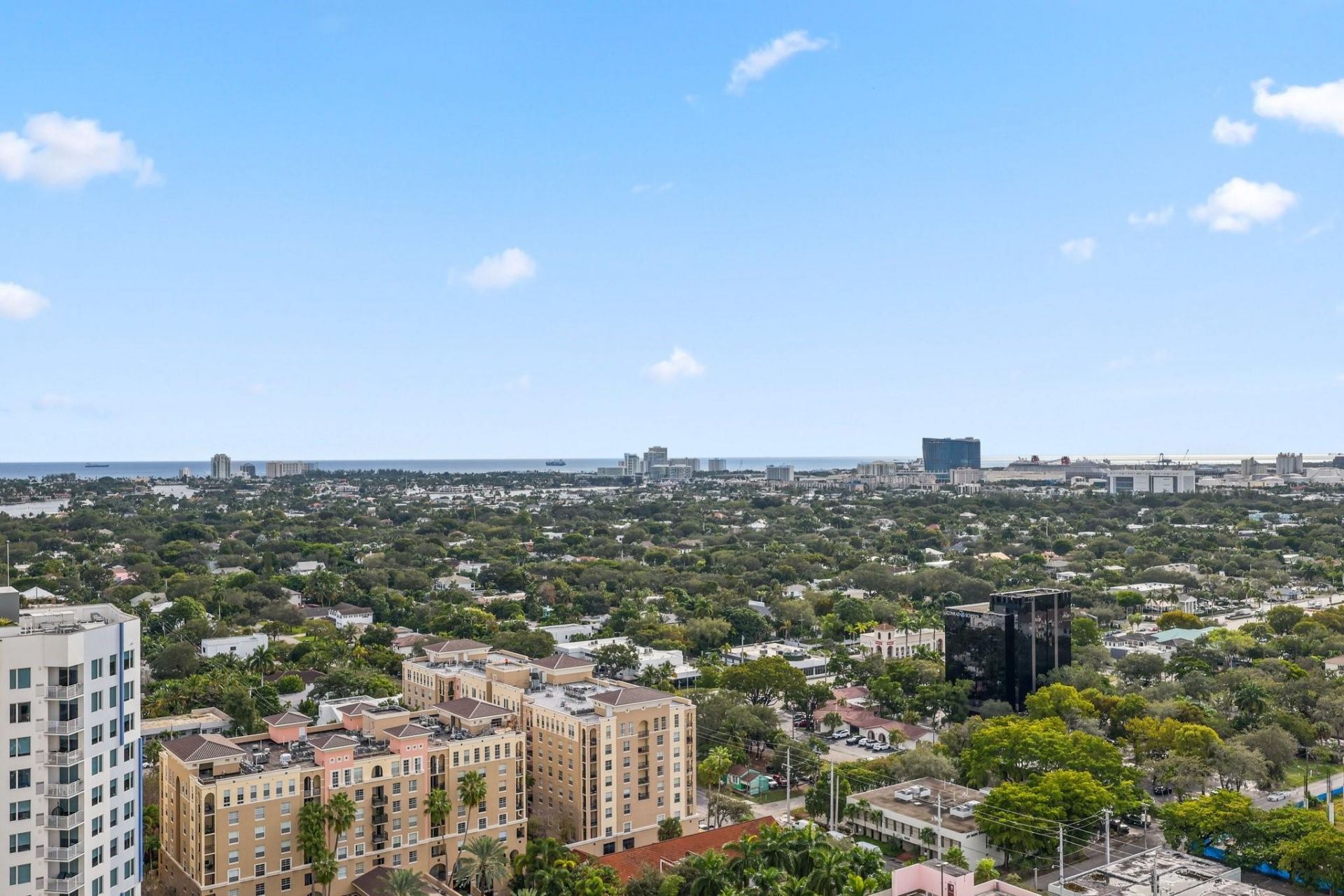 511 SE 5th Avenue, Unit 2412, Fort Lauderdale, FL 33301 Photo