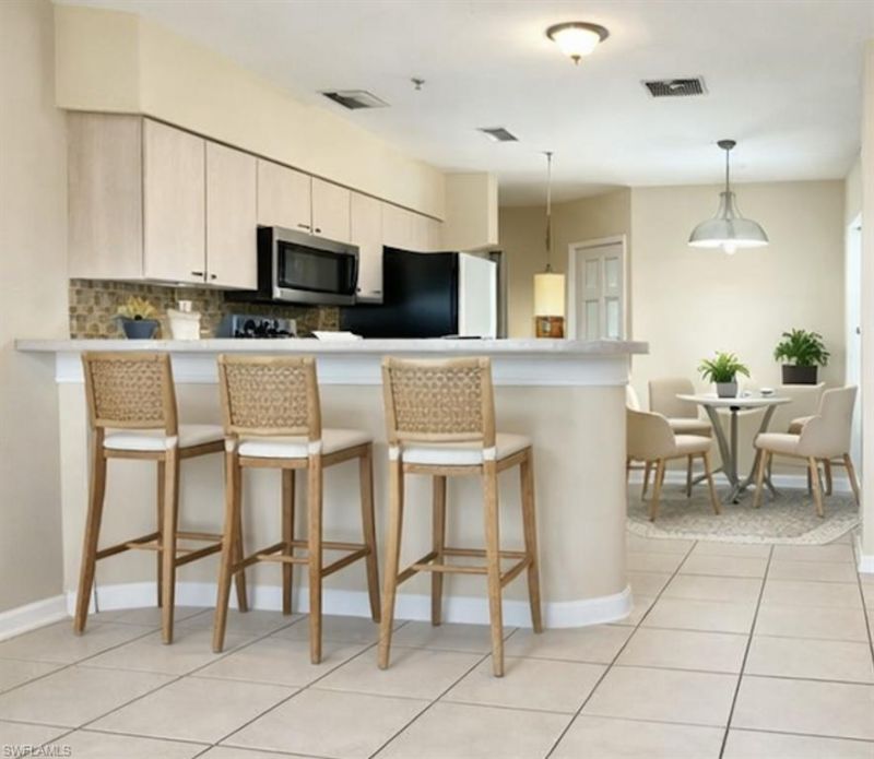 909 SW 47th Ter, Unit 201, Cape Coral, FL 33914 Photo
