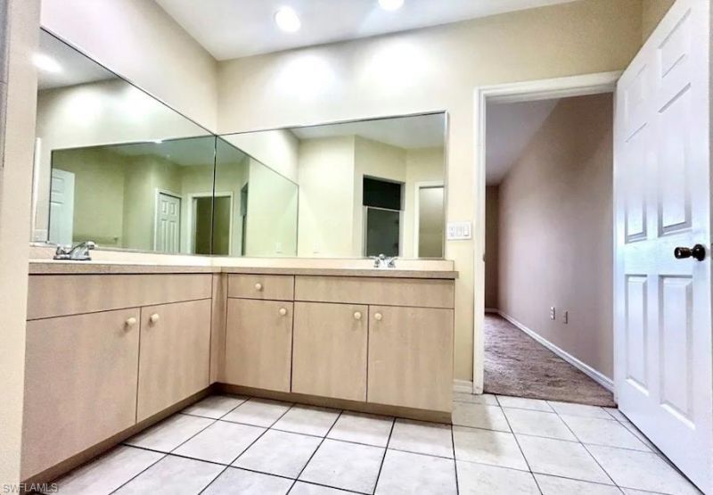 909 SW 47th Ter, Unit 201, Cape Coral, FL 33914 Photo