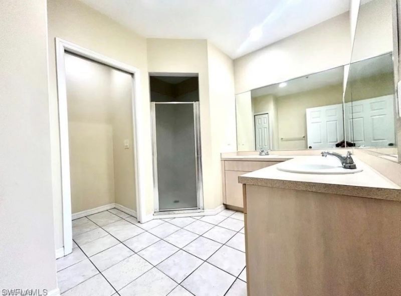909 SW 47th Ter, Unit 201, Cape Coral, FL 33914 Photo