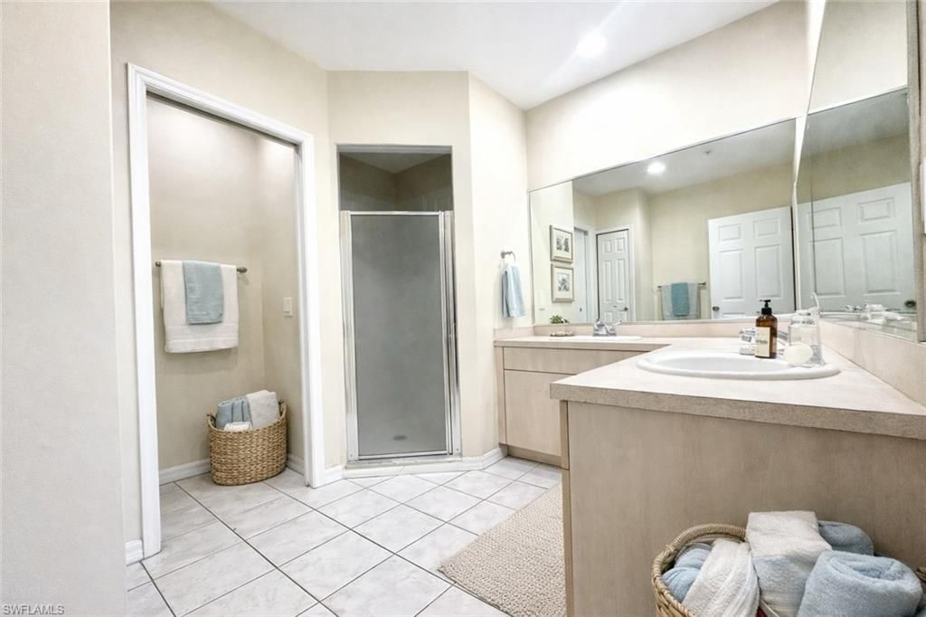 909 SW 47th Ter, Unit 201, Cape Coral, FL 33914 Photo