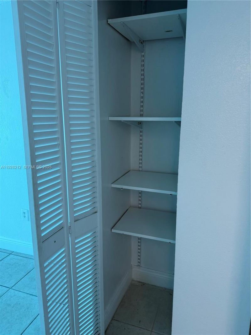 1805 Sans Souci Blvd , Unit 514, North Miami, FL 33181 Photo