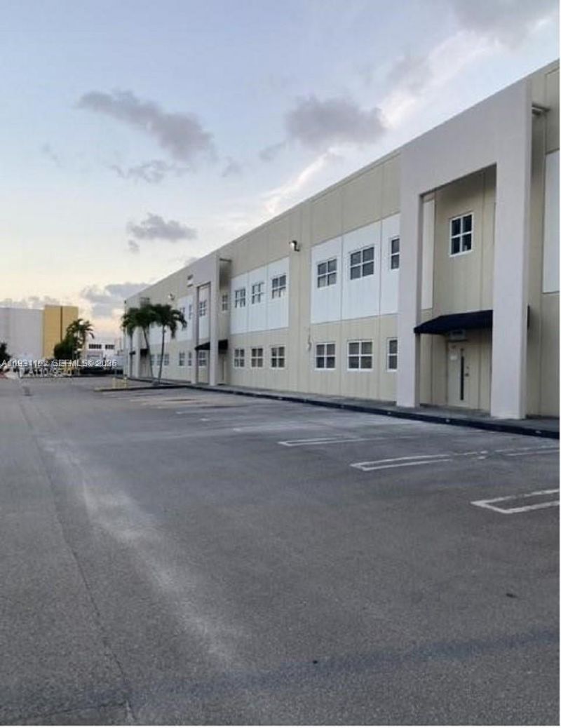 10800 NW 21st St, Unit 130, Sweetwater, FL 33172 Main Photo