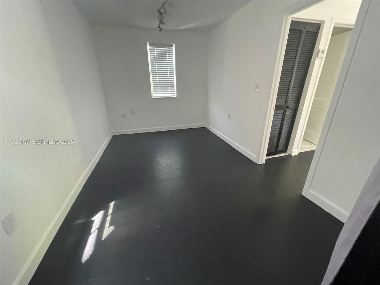 210 NE 110th St, Miami, FL 33161 Photo