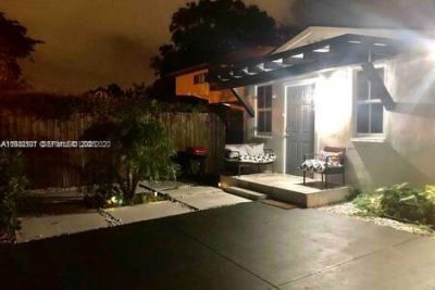 210 NE 110th St, Miami, FL 33161 Photo