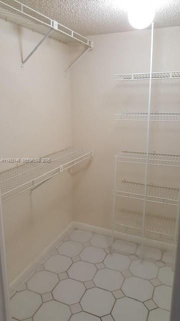 8625 NW 8th St, Unit 401, Miami, FL 33126 Photo