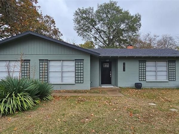 1512 Tawakoni Drive, West Tawakoni, TX 75474