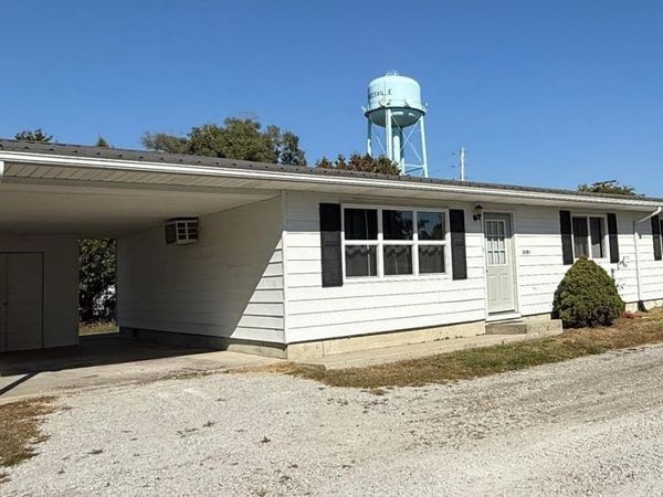 338 N Bill Street, Francesville, IN 47946