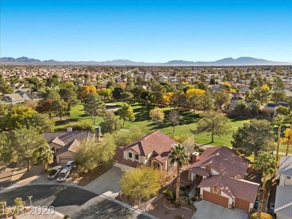 5216 Desert Star Drive, Las Vegas, NV 89130