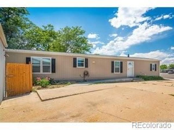 916 Glen Heather Court, Dacono, CO 80514