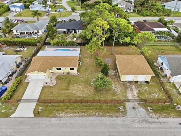 18343 Hawthorne RD, FORT MYERS, FL 33967