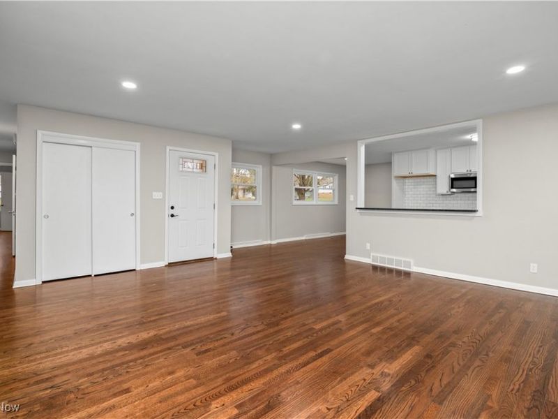 625 Shaker Drive, Medina, OH 44256 Photo 4