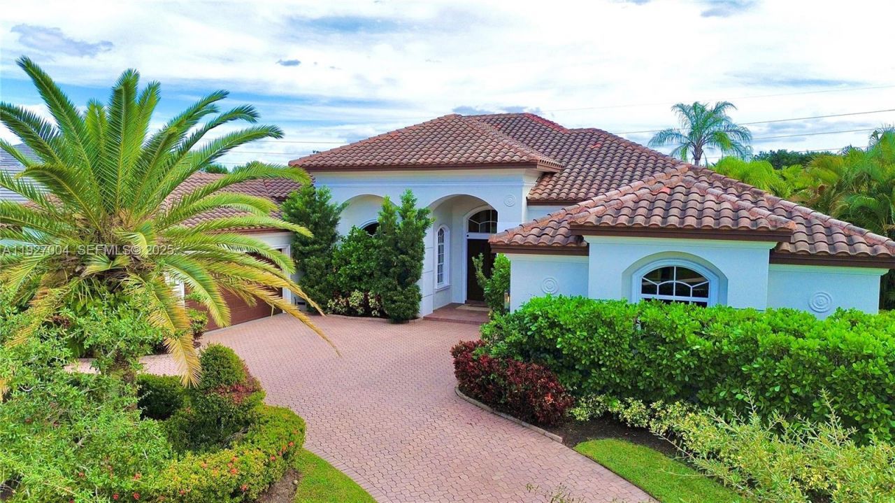 19038 Park Ridge St, Weston, FL 33332 Photo