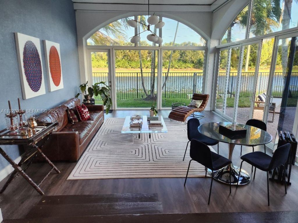 19038 Park Ridge St, Weston, FL 33332 Photo