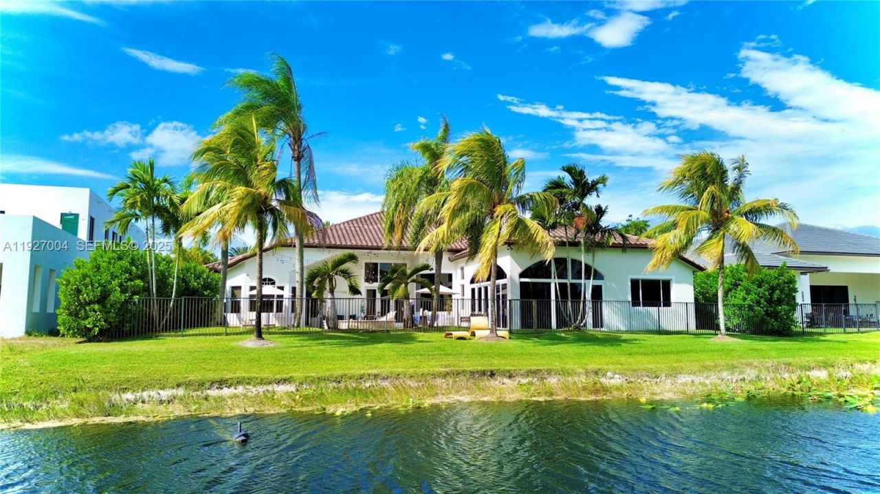 19038 Park Ridge St, Weston, FL 33332 Photo