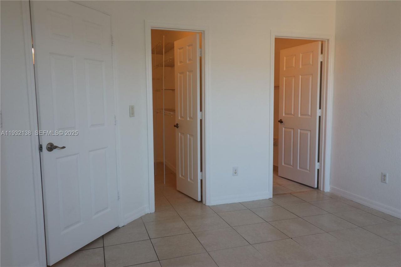 9070 Preston Pl , Unit 9070, Tamarac, FL 33321 Photo