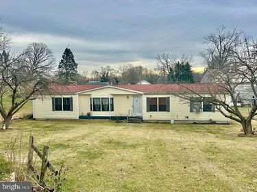 2 OLD CHAPEL AVENUE, BOYCE, VA 22620