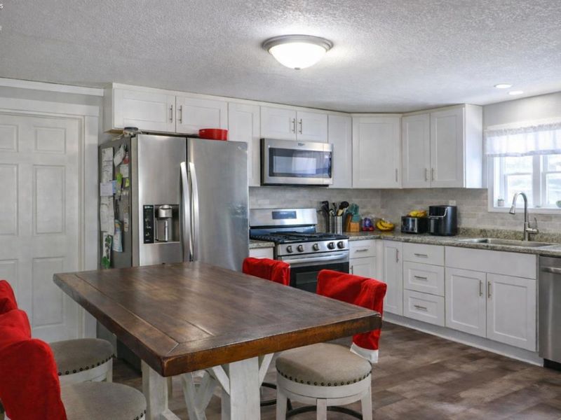 508 Short Elm Street, Fostoria, OH 44830 Photo 3