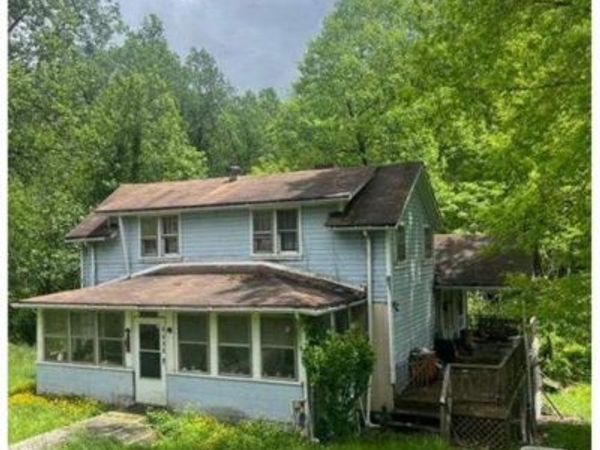 9353 Webster Rd, Camden Ongauley, WV 26208