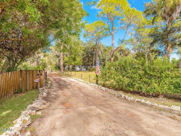 930 & 932 15th Street, Holly Hill, FL 32117