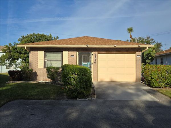 4924 LIVE OAK CIRCLE, Unit 115, BRADENTON, FL 34207