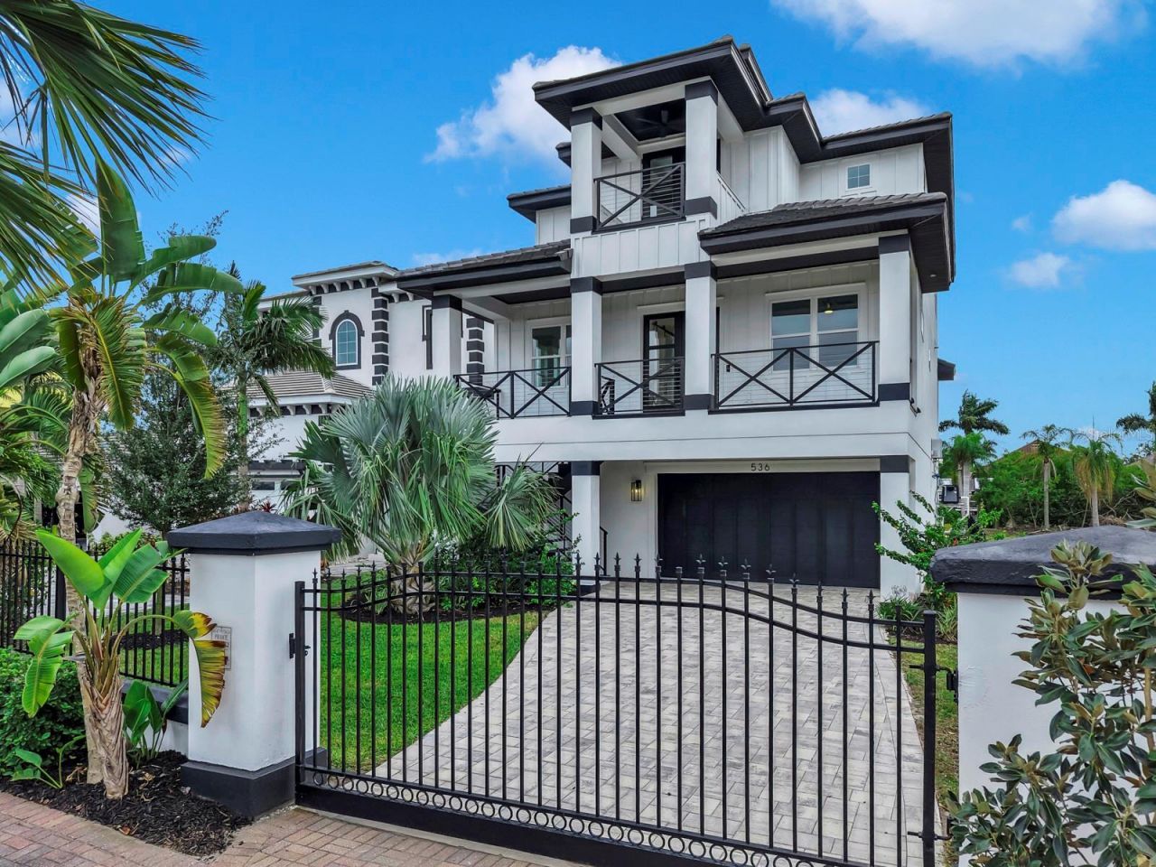 536 Estuary Shore Lane, Apollo Beach, FL 33572 Main Photo