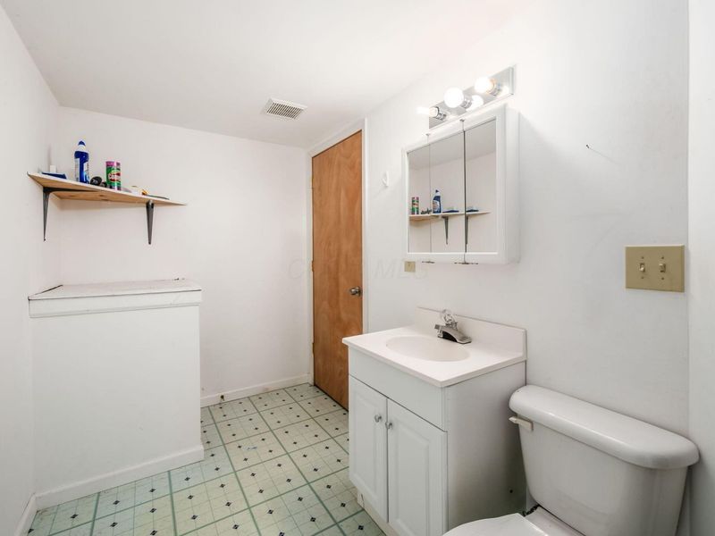 1668 Blackhorse Lane, Unit 157B, Hilliard, OH 43026 Photo 25