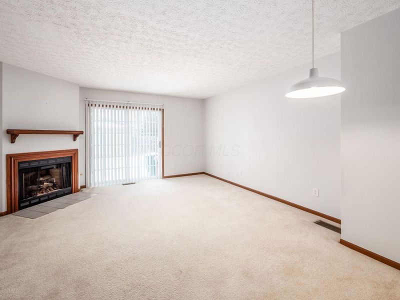 1668 Blackhorse Lane, Unit 157B, Hilliard, OH 43026 Photo 3