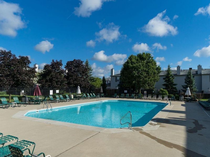 1668 Blackhorse Lane, Unit 157B, Hilliard, OH 43026 Photo 32