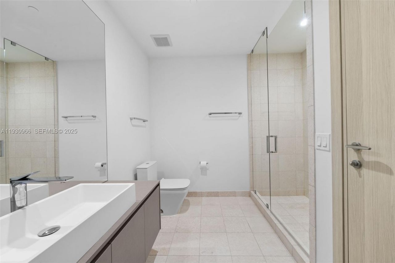 1000 Brickell Plz, Unit PH5904, Miami, FL 33131 Photo