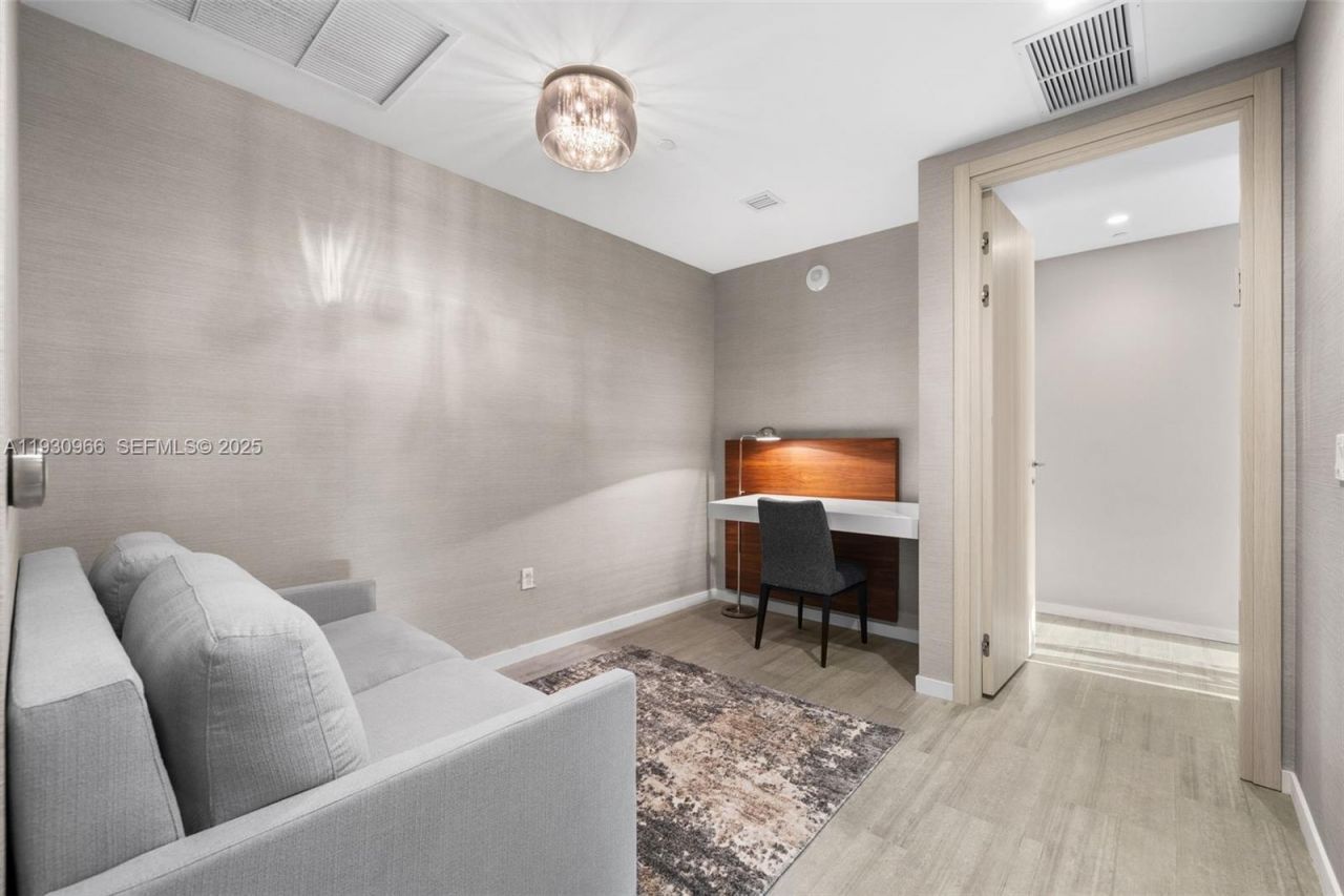 1000 Brickell Plz, Unit PH5904, Miami, FL 33131 Photo