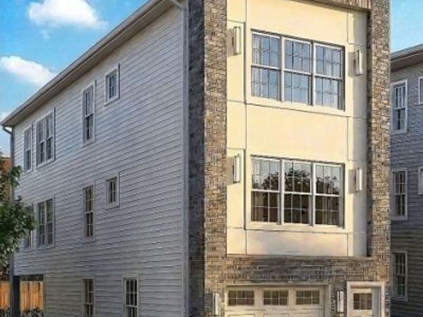 210 14th Ave, Newark, NJ 07103