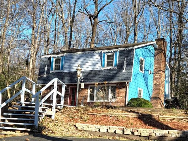 275 Castle Drive, MONTROSS, VA 22520