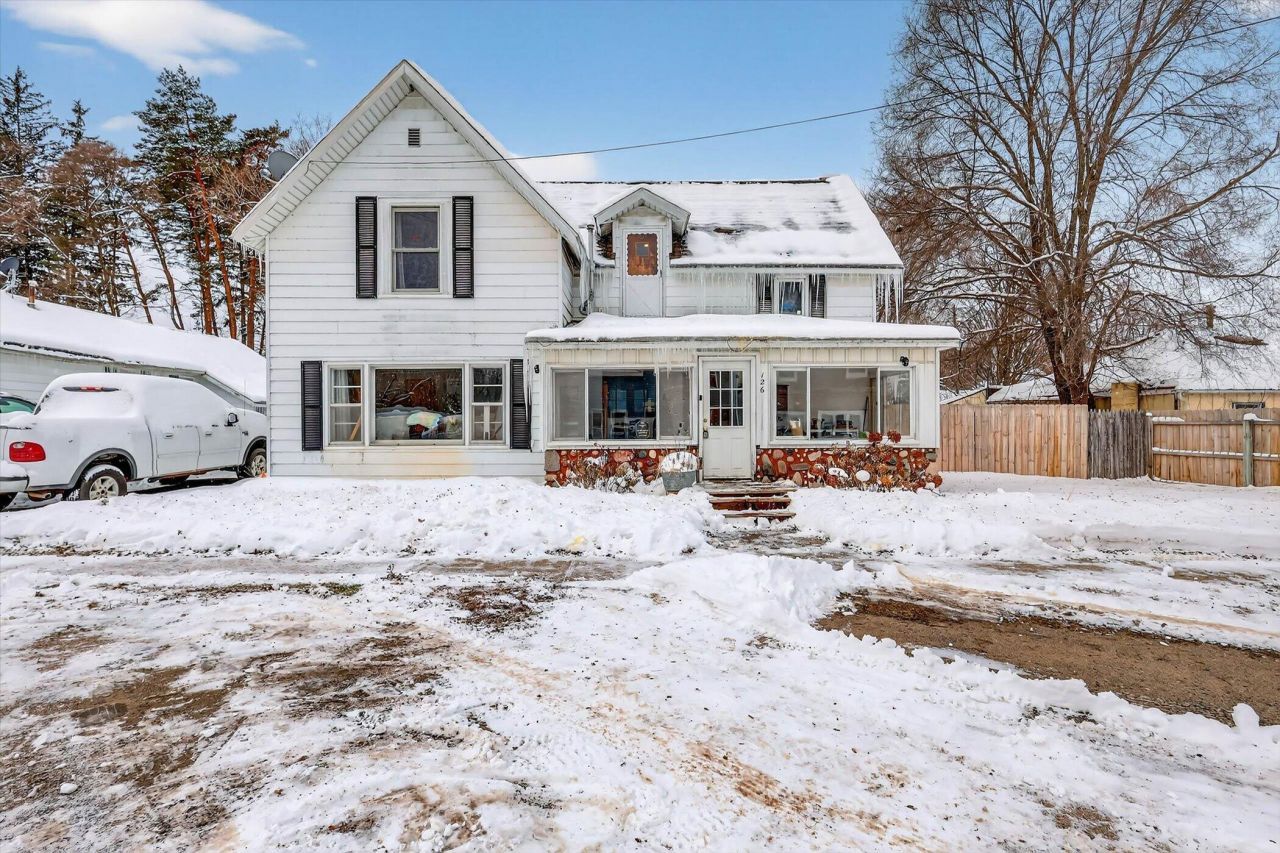 126 N Clark Street, Six Lakes, MI 48886 Main Photo