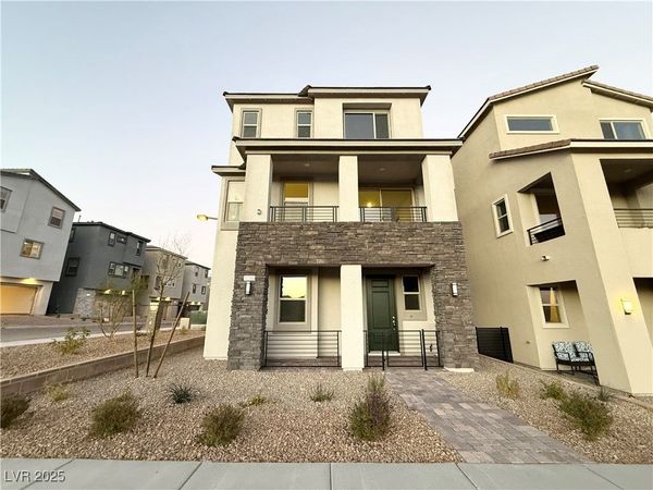 11749 Stone Curlew Avenue, Las Vegas, NV 89138