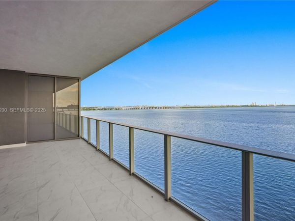 700 NE 24th St , Unit 602, Miami, FL 33137