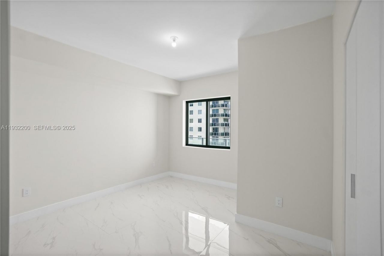 700 NE 24th St , Unit 602, Miami, FL 33137 Photo