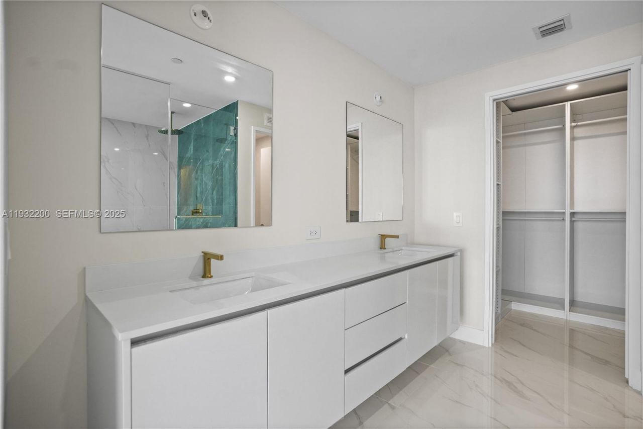 700 NE 24th St , Unit 602, Miami, FL 33137 Photo