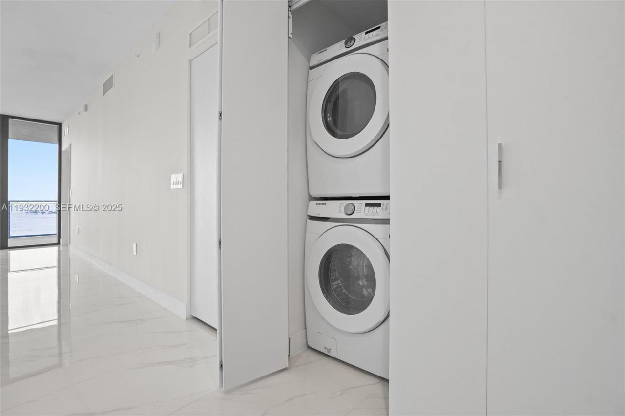 700 NE 24th St , Unit 602, Miami, FL 33137 Photo